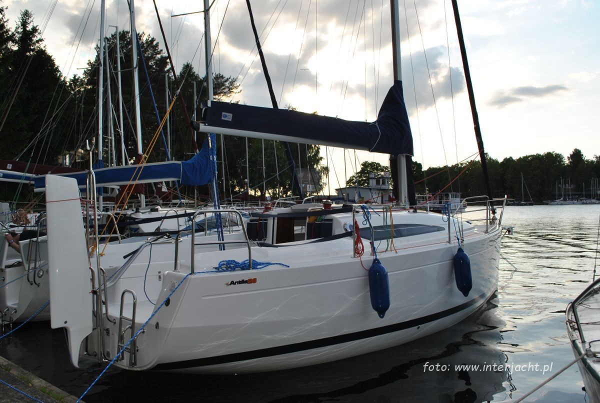 ANTILA 26 CC - *****